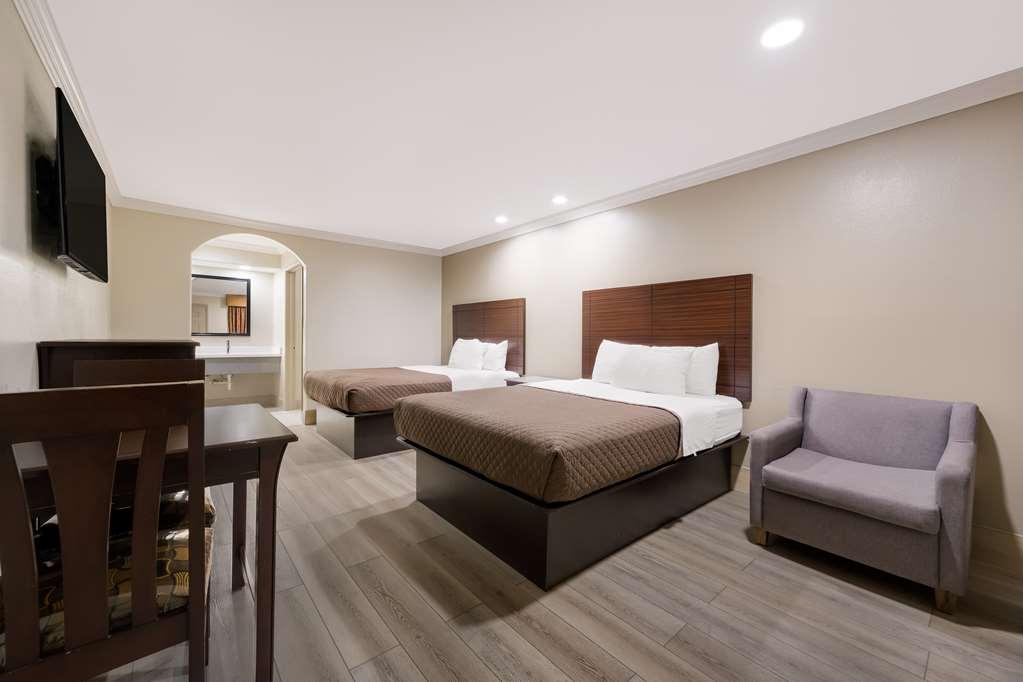 Americas Best Value Inn Houston Heights At I-45 Rum bild