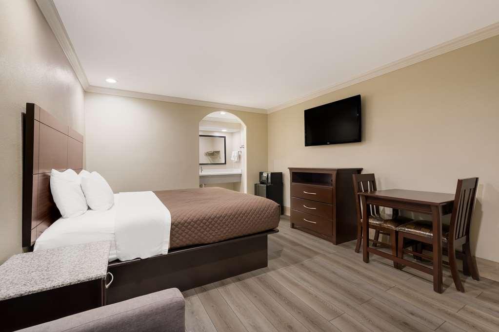 Americas Best Value Inn Houston Heights At I-45 Rum bild