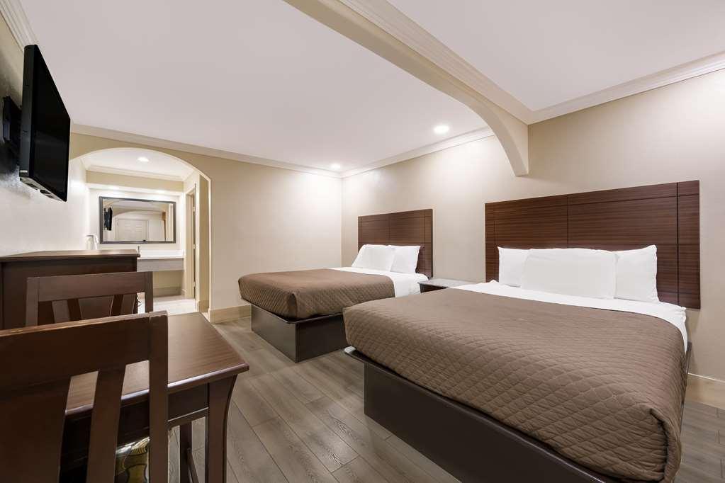Americas Best Value Inn Houston Heights At I-45 Rum bild